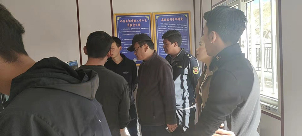 10月21日城管局、環(huán)保局及住建局局長蒞臨我廠謝通門污水處理廠檢查運行情況及了解整改階段。